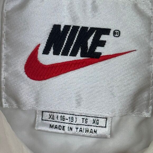 Nike Big Swoosh Quilted Full Zip White Windbreaker Jacket Size XL 16/18 90's - Picture 10 of 12